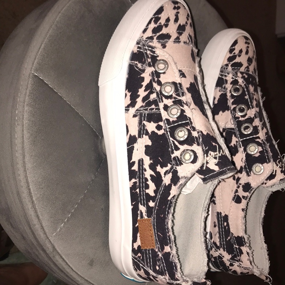 Sneakers - canvas sneakers new